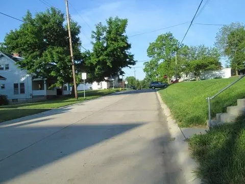 712 Orchard St, Elsmere, KY 41018 photo 2