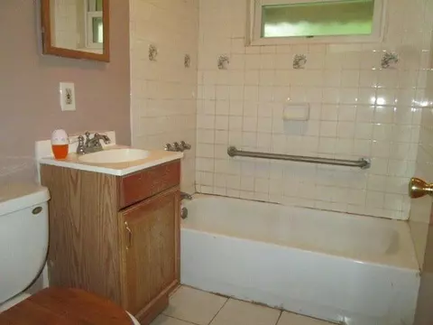 668 Sipple Dr, Covington, KY 41015 photo 7