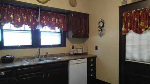 802 Bolton Ave, Corbin, KY 40701 photo 8