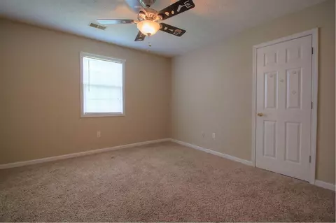 1055 Breezy Ln, Berea, KY 40403 photo 20