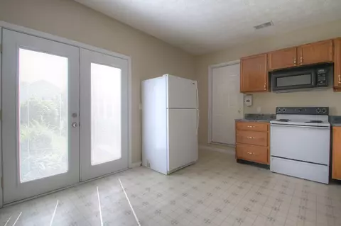 1055 Breezy Ln, Berea, KY 40403 photo 30