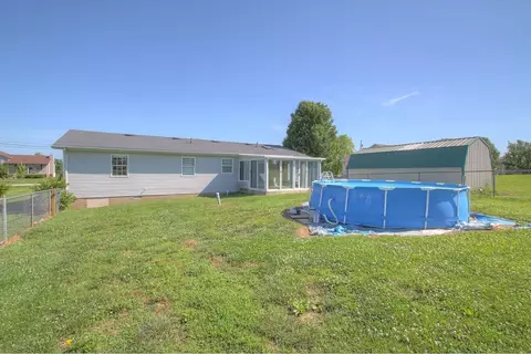 1055 Breezy Ln, Berea, KY 40403 photo 39