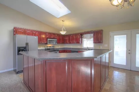1055 Breezy Ln, Berea, KY 40403 photo 13