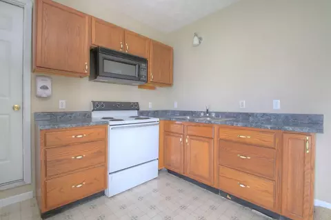 1055 Breezy Ln, Berea, KY 40403 photo 28