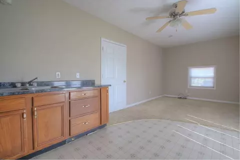 1055 Breezy Ln, Berea, KY 40403 photo 29