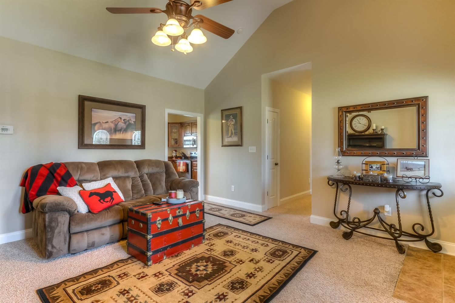 128 Commerce Dr, Berea, KY 40403 photo 8