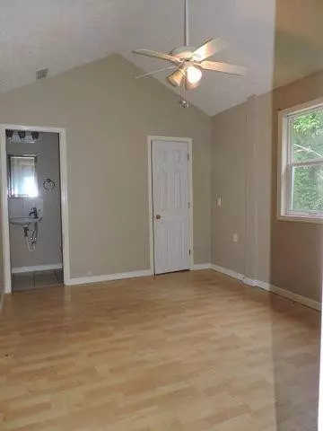 151 Griggs Rd, Waco, KY 40385 photo 13