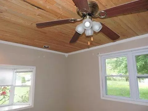 151 Griggs Rd, Waco, KY 40385 photo 7