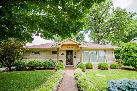 705 Seattle Dr, Lexington, KY 40503 photo 1