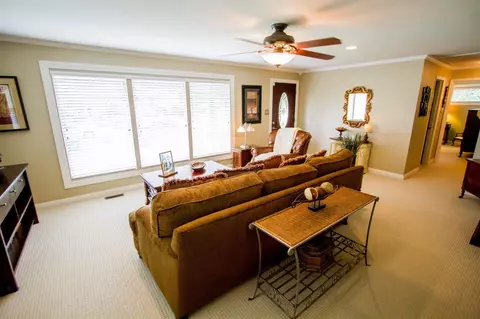 705 Seattle Dr, Lexington, KY 40503 photo 6