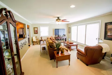705 Seattle Dr, Lexington, KY 40503 photo 5