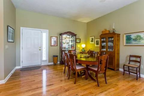102 Elm Fork Dr, Paris, KY 40361 photo 5
