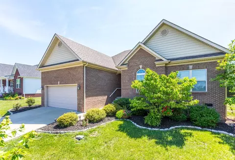 102 Elm Fork Dr, Paris, KY 40361 photo 2
