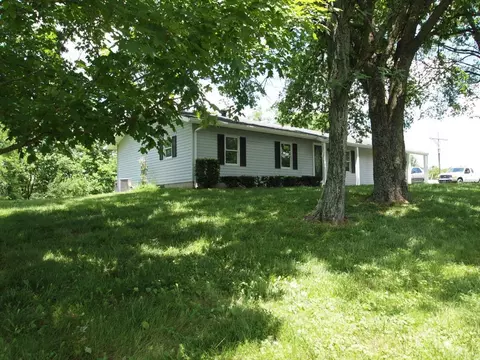 110 Vimont Ln, Paris, KY 40361 photo 3