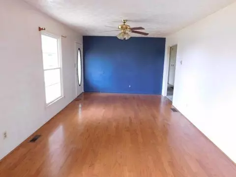 351 Thompson, Lancaster, KY 40444 photo 13