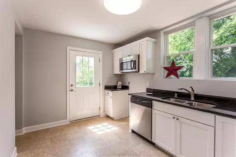139 E 8th St, Paris, KY 40361 photo 7