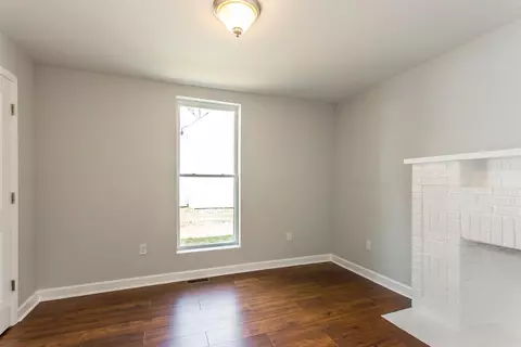 139 E 8th St, Paris, KY 40361 photo 11