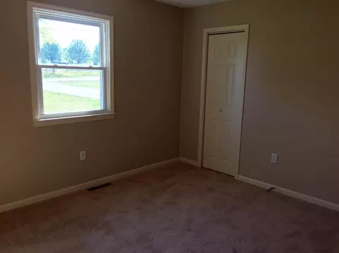 329 Smith Ln, Berea, KY 40403 photo 8