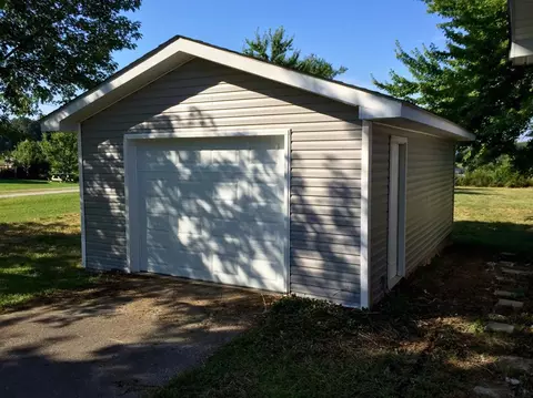 329 Smith Ln, Berea, KY 40403 photo 18