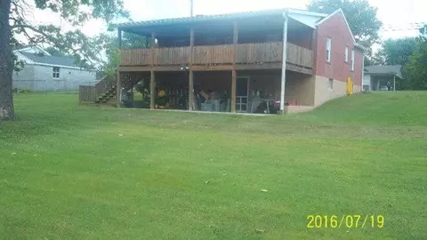 143 Bratcher Ln, Berea, KY 40403 photo 2