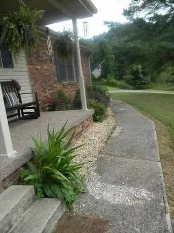 3261 Kentucky 1232, Gray, KY 40734 photo 2