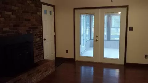 295 Maple Ave, Burnside, KY 42519 photo 7