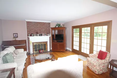 538 Sutton Ln, Lancaster, KY 40444 photo 3