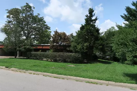 401 Talbott Dr, Wilmore, KY 40390 photo 4