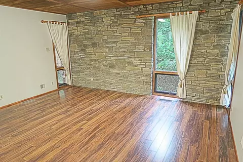 401 Talbott Dr, Wilmore, KY 40390 photo 36