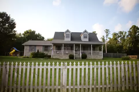 133 Ballad Dr, Corbin, KY 40701 photo 2