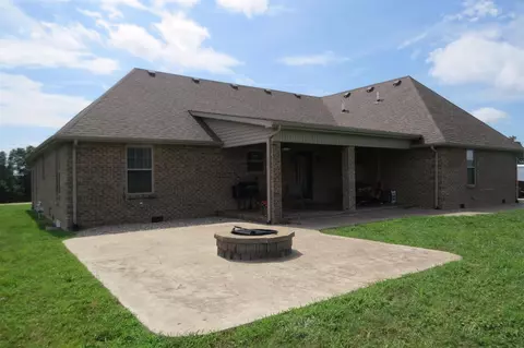 1111 Eagle Dr, Morehead, KY 40351 photo 2