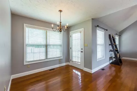120 Legacy Dr, Berea, KY 40403 photo 9