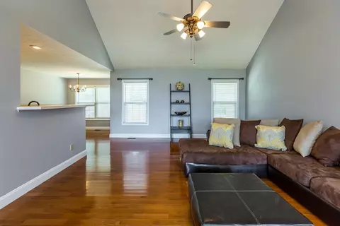 120 Legacy Dr, Berea, KY 40403 photo 7
