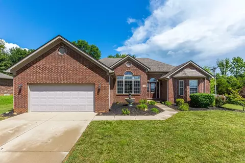 120 Legacy Dr, Berea, KY 40403 photo 1