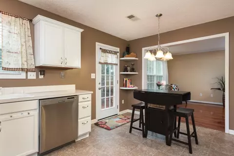 134 Dickinson Dr, Georgetown, KY 40324 photo 9
