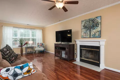 134 Dickinson Dr, Georgetown, KY 40324 photo 2