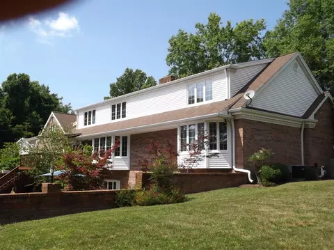 1869 Bacon Ave, Corbin, KY 40701 photo 3