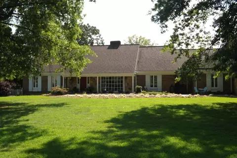 1869 Bacon Ave, Corbin, KY 40701 photo 1