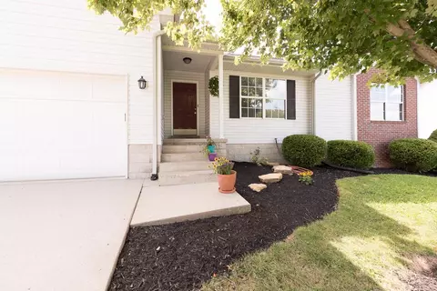 120 Devin Dr, Georgetown, KY 40324 photo 2