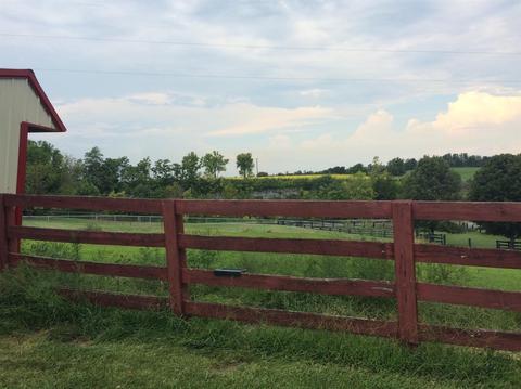 686 Buckeye Rd, Lancaster, KY 40444 photo 10