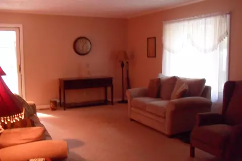 328 Circle Dr, Morehead, KY 40351 photo 6
