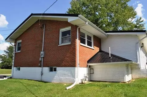 1075 Maple St, Stanton, KY 40380 photo 5