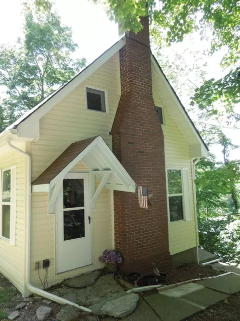 70 Hamon Dr, Lancaster, KY 40444 photo 2