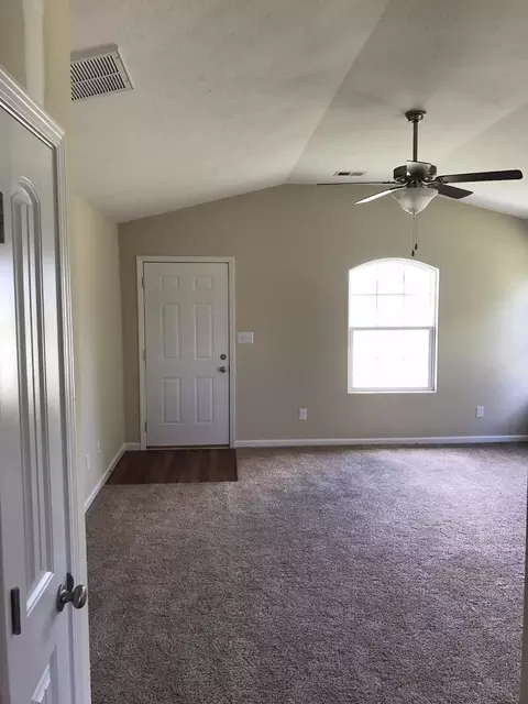 244 Sturbridge, Georgetown, KY 40324 photo 3