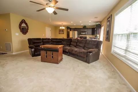 146 Stephen Dr, Georgetown, KY 40324 photo 6