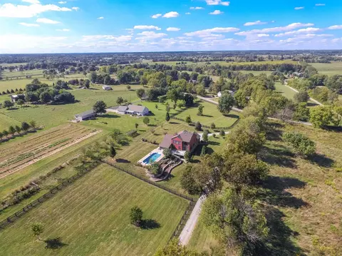2500 Bethlehem Rd, Paris, KY 40361 photo 3