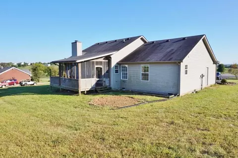 172 Rolling Meadows Dr, Lancaster, KY 40444 photo 3