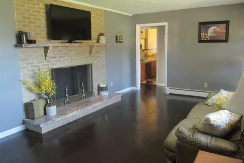 222 Davis, Lancaster, KY 40444 photo 6