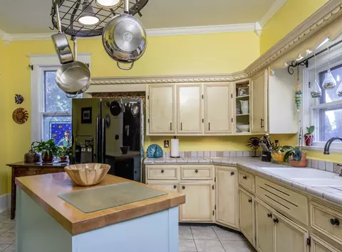 208 Bourbon St, Georgetown, KY 40324 photo 8