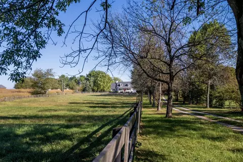 199 Austerlitz Rd, Paris, KY 40361 photo 26